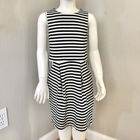 NWT H&M Ponte Knit Striped Sleeveless Dress Navy & White Summer Casual Size 4/6Y - Picture 5 of 16